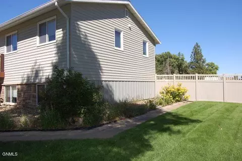 1978 Crocus Dr, Sidney, MT 59270 photo 30