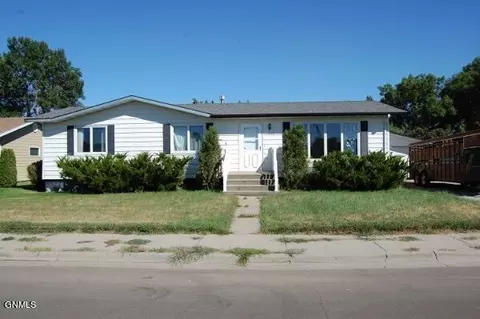 318 12th Ave SW, Sidney, MT 59270 photo 1