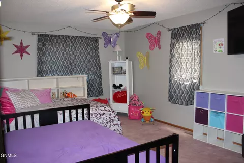 936 Capitol Ave E, Bismarck, ND 58501 photo 8
