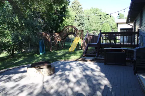 936 Capitol Ave E, Bismarck, ND 58501 photo 21