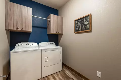 711 Calvert Dr, Bismarck, ND 58503 photo 22