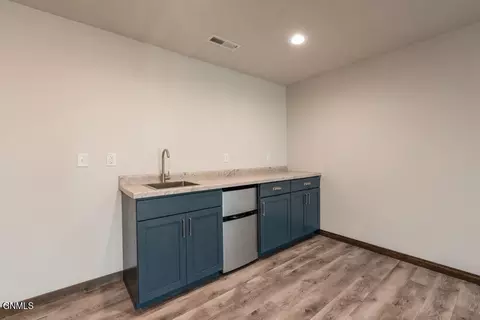 711 Calvert Dr, Bismarck, ND 58503 photo 25