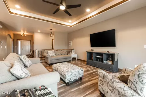 711 Calvert Dr, Bismarck, ND 58503 photo 6