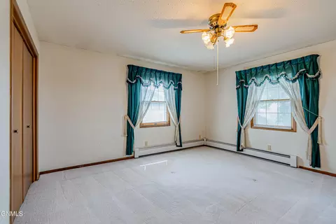 703 Johns Dr, Mandan, ND 58554 photo 29