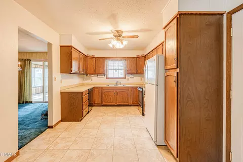703 Johns Dr, Mandan, ND 58554 photo 26
