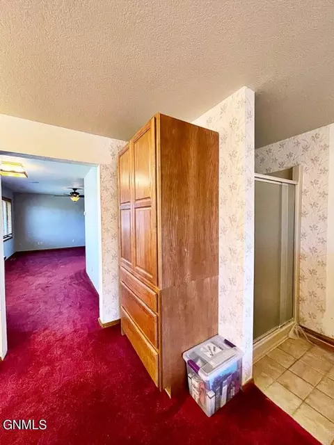 3015 11th Ave E, Williston, ND 58801 photo 49