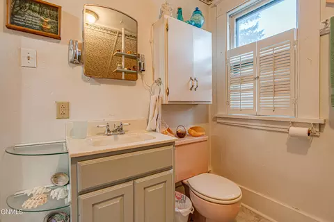 719 N 9th St, Bismarck, ND 58501 photo 22