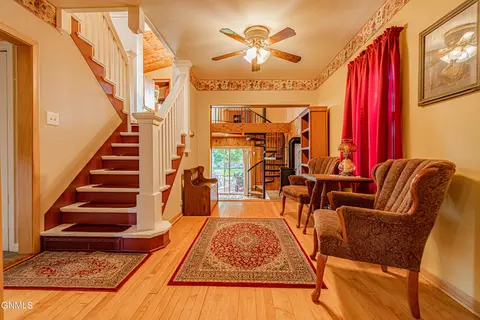 719 N 9th St, Bismarck, ND 58501 photo 6