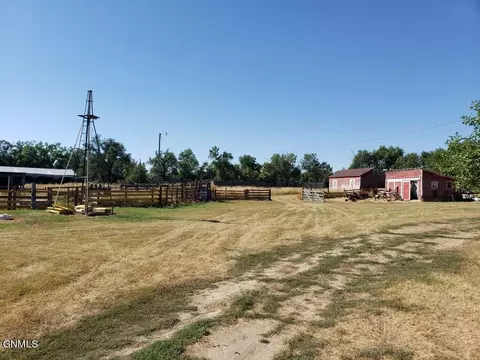 9725 53rd St SW, Gladstone, ND 58630 photo 12