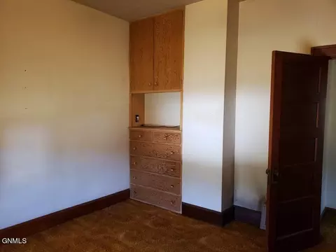 9725 53rd St SW, Gladstone, ND 58630 photo 34