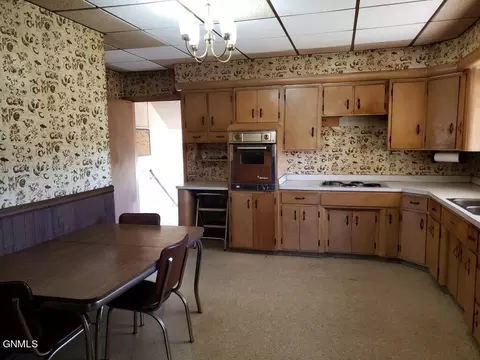9725 53rd St SW, Gladstone, ND 58630 photo 28