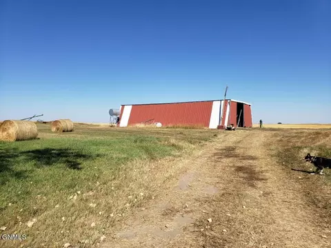 9725 53rd St SW, Gladstone, ND 58630 photo 6