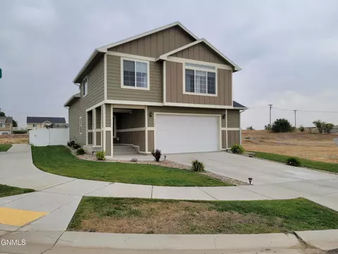 1301 24th St E, Williston, ND 58801 photo 1