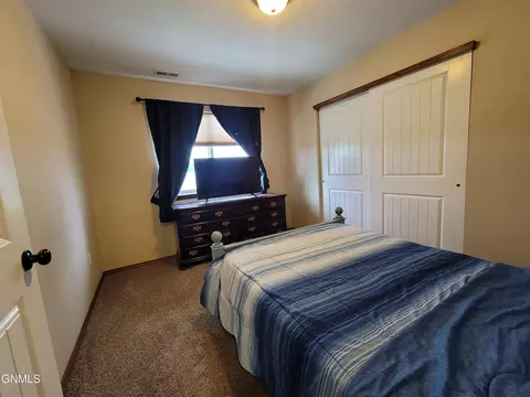1301 24th St E, Williston, ND 58801 photo 19