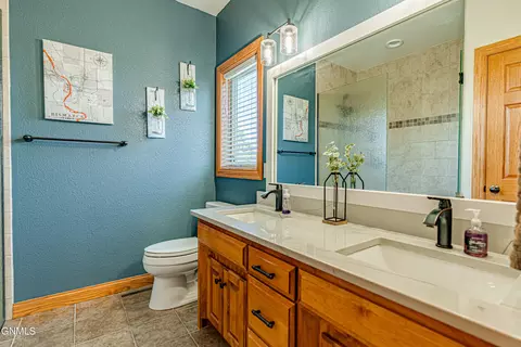4825 Boulder Ridge Rd, Bismarck, ND 58503 photo 46