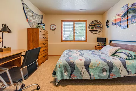 4825 Boulder Ridge Rd, Bismarck, ND 58503 photo 70