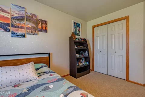 4825 Boulder Ridge Rd, Bismarck, ND 58503 photo 71
