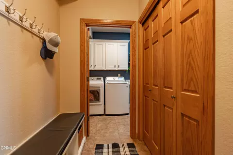 4825 Boulder Ridge Rd, Bismarck, ND 58503 photo 32