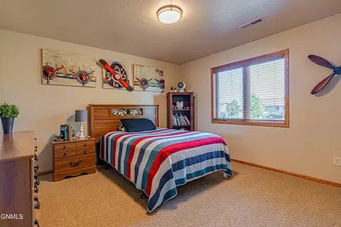 4825 Boulder Ridge Rd, Bismarck, ND 58503 photo 67