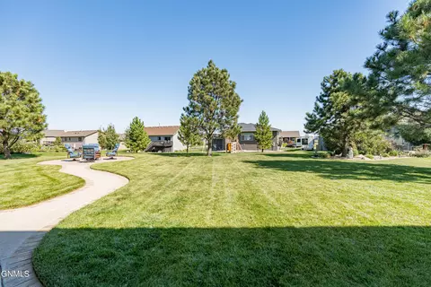 4825 Boulder Ridge Rd, Bismarck, ND 58503 photo 8
