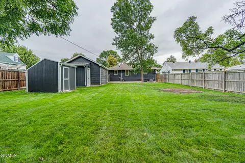 418 N 18th St, Bismarck, ND 58501 photo 46