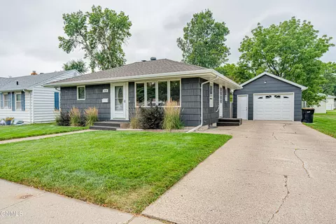 418 N 18th St, Bismarck, ND 58501 photo 56