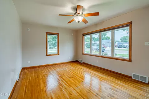 418 N 18th St, Bismarck, ND 58501 photo 12