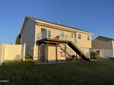 2905 Plainview Dr SE, Mandan, ND 58554 photo 36