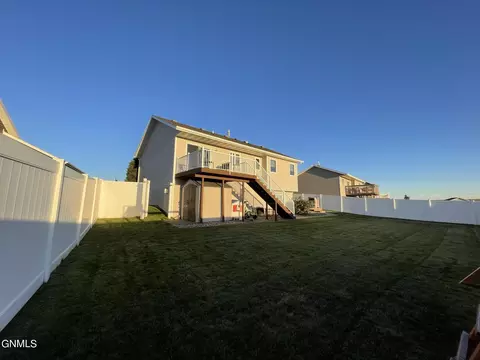 2905 Plainview Dr SE, Mandan, ND 58554 photo 35