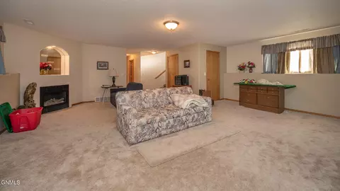 136 Lewis Rd, Lincoln, ND 58504 photo 31