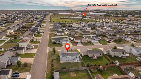 136 Lewis Rd, Lincoln, ND 58504 photo 2
