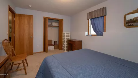 136 Lewis Rd, Lincoln, ND 58504 photo 40