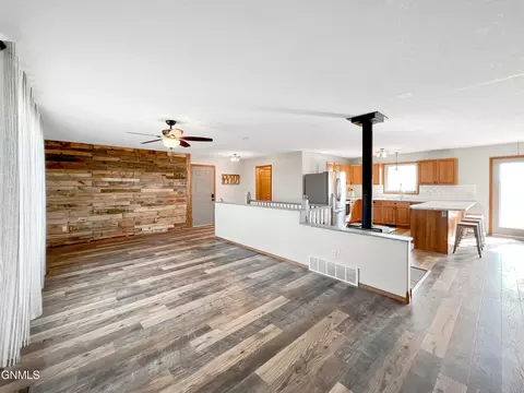 12458 59th Ln NW, Epping, ND 58843 photo 23