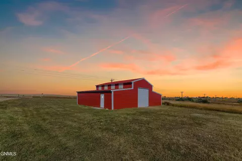 12458 59th Ln NW, Epping, ND 58843 photo 6