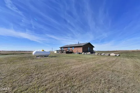 12458 59th Ln NW, Epping, ND 58843 photo 18