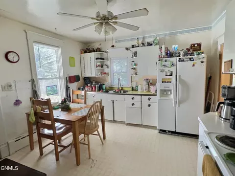 415 Main St, Flasher, ND 58535 photo 5