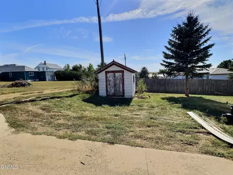 415 Main St, Flasher, ND 58535 photo 18