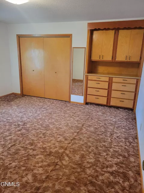 210 2nd St NW, Ashley, ND 58413 photo 11