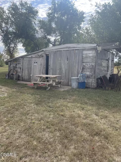 22 Main Ave S, Leith, ND 58529 photo 29