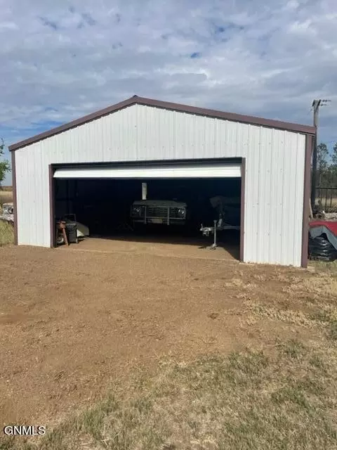 22 Main Ave S, Leith, ND 58529 photo 24