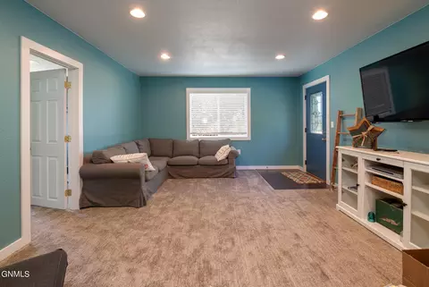22 Main Ave S, Leith, ND 58529 photo 9