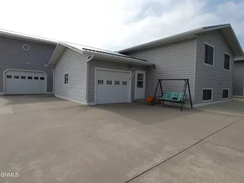 99 Custer Dr, Lincoln, ND 58504 photo 66