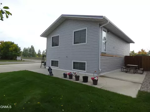 99 Custer Dr, Lincoln, ND 58504 photo 61