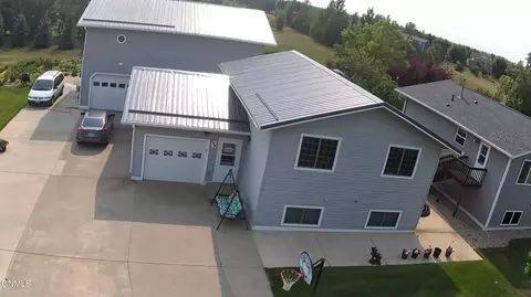 99 Custer Dr, Lincoln, ND 58504 photo 35