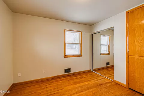 932 Summit Blvd, Bismarck, ND 58504 photo 24
