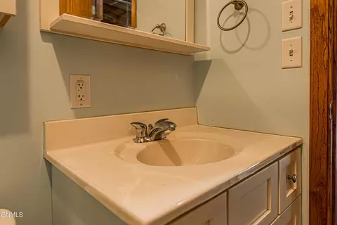 932 Summit Blvd, Bismarck, ND 58504 photo 36