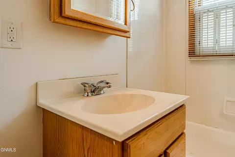 932 Summit Blvd, Bismarck, ND 58504 photo 21