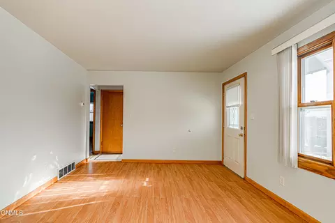 932 Summit Blvd, Bismarck, ND 58504 photo 5