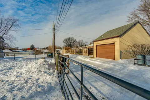 932 Summit Blvd, Bismarck, ND 58504 photo 55