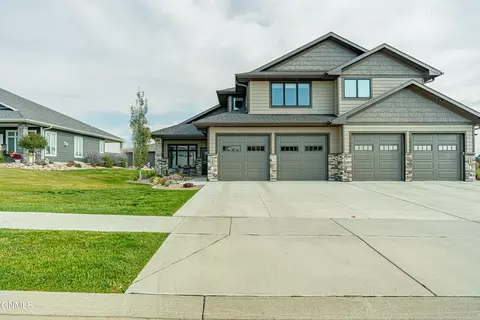 1408 Community Lp, Bismarck, ND 58503 photo 1